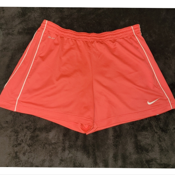 Nike Dri-Fit Shorts - Picture 1 of 4